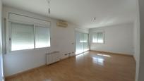 Sala d'estar de Apartament en venda en Salt amb Aire condicionat i Balcó