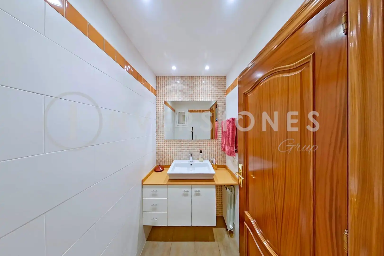 Baño de Piso en venta en Barcelona con Aire acondicionado, Calefacción y Balcón