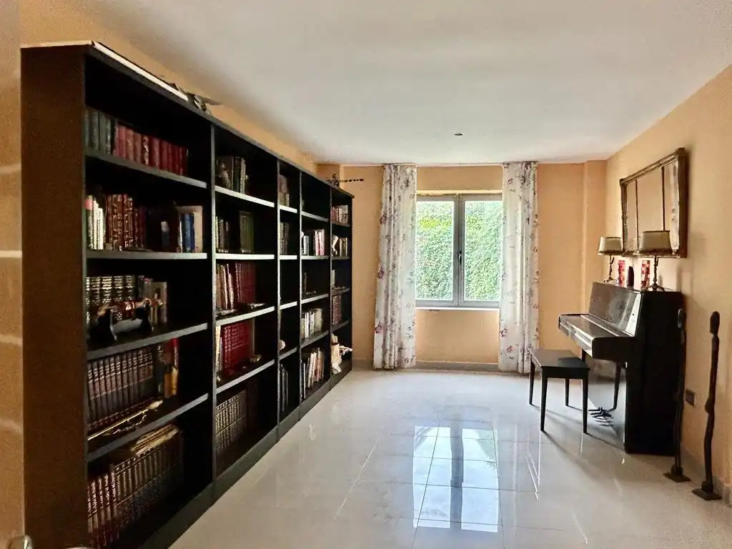 Casa o xalet en venda en Badajoz amb Aire condicionat, Calefacció i Jardí privat