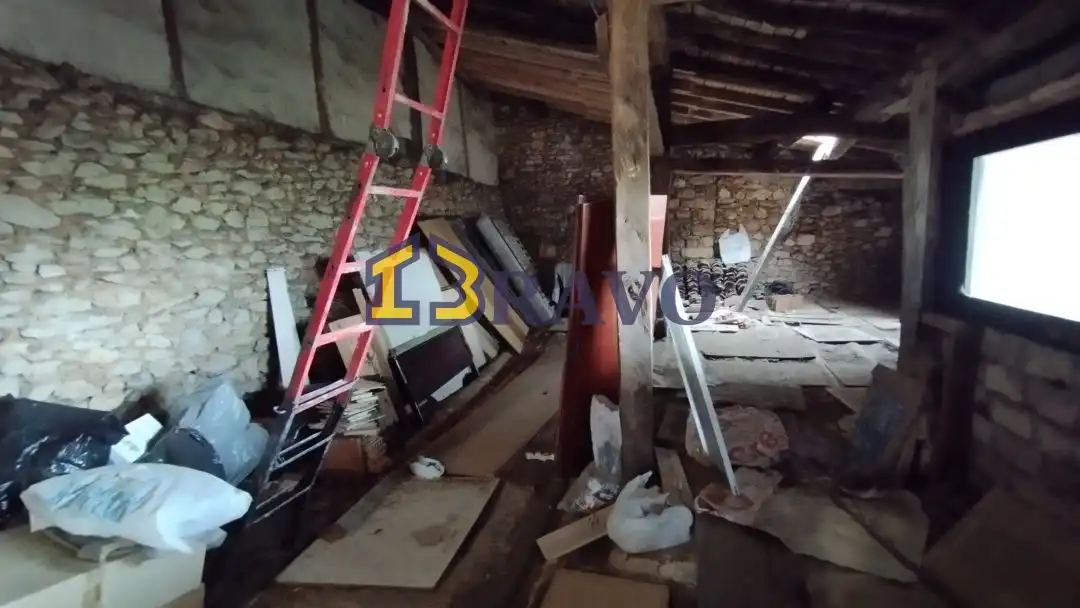 Casa o xalet en venda en Valle de Losa amb Jardí privat i Terrassa