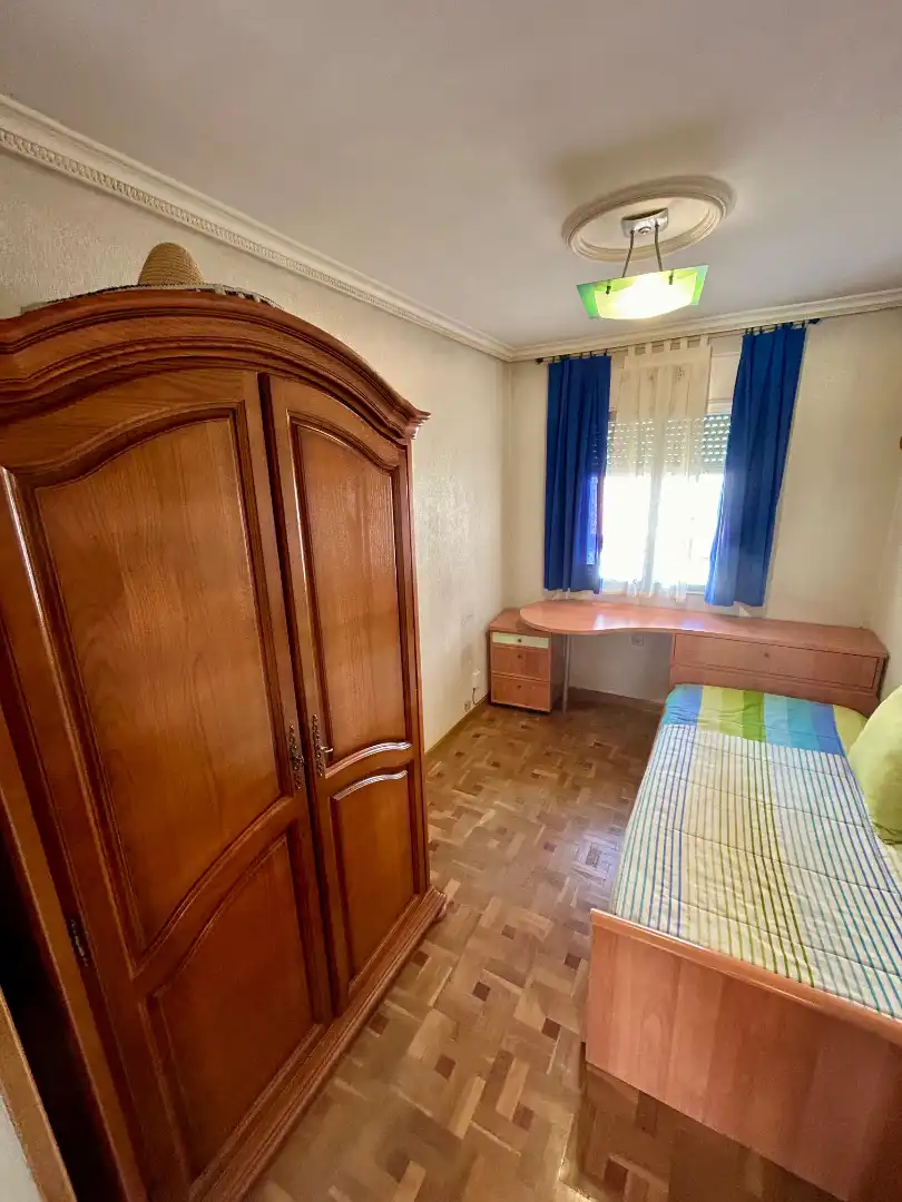 Habitación de Piso en venta en Segovia con Calefacción, Terraza y Trastero
