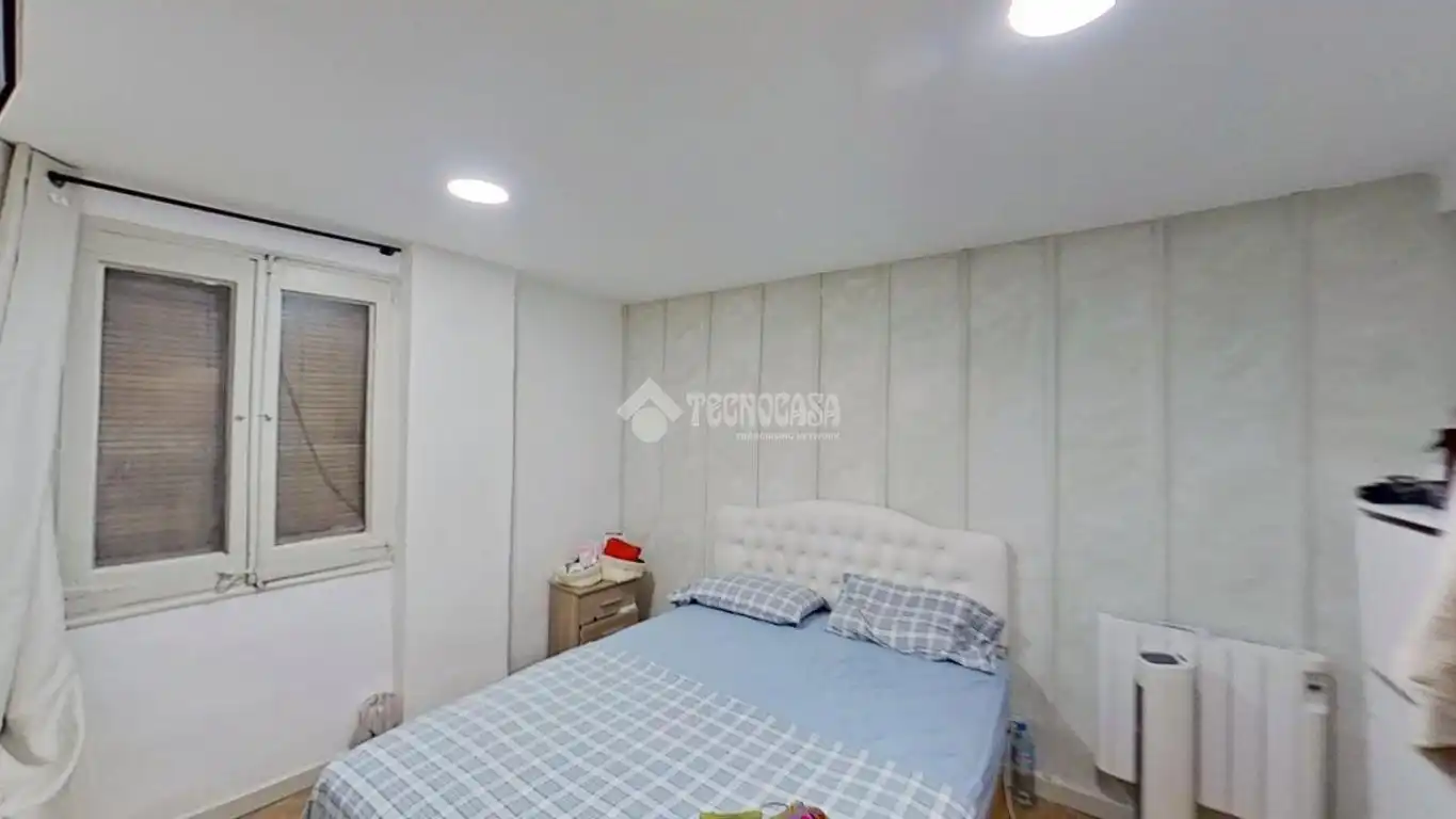 Schlafzimmer von Wohnung zum Verkauf in Manresa mit Abstellraum