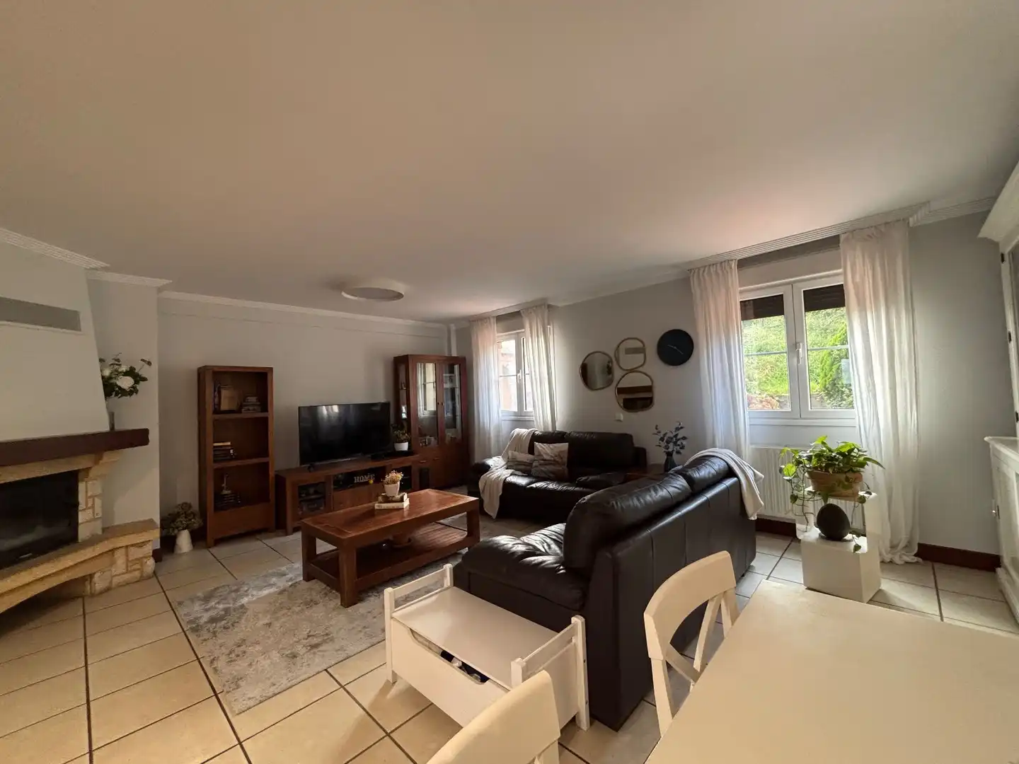 Sala d'estar de Casa o xalet en venda en Irun  amb Calefacció, Jardí privat i Traster