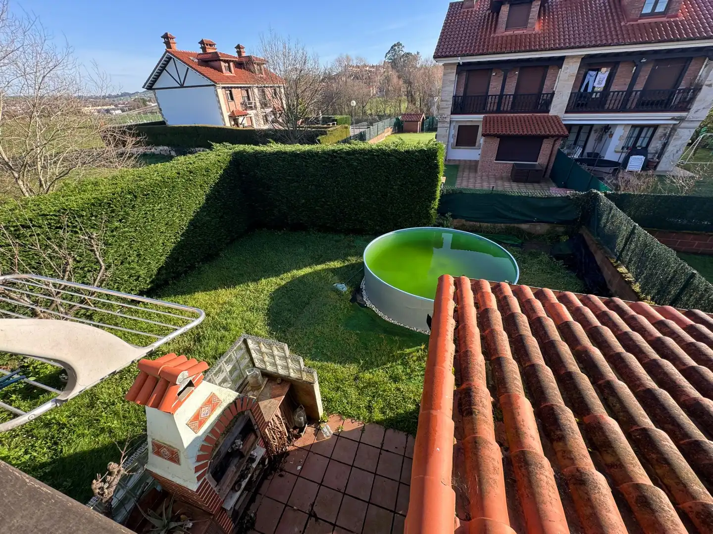 Garten von Einfamilien-Reihenhaus zum Verkauf in Polanco mit Heizung, Privatgarten und Terrasse