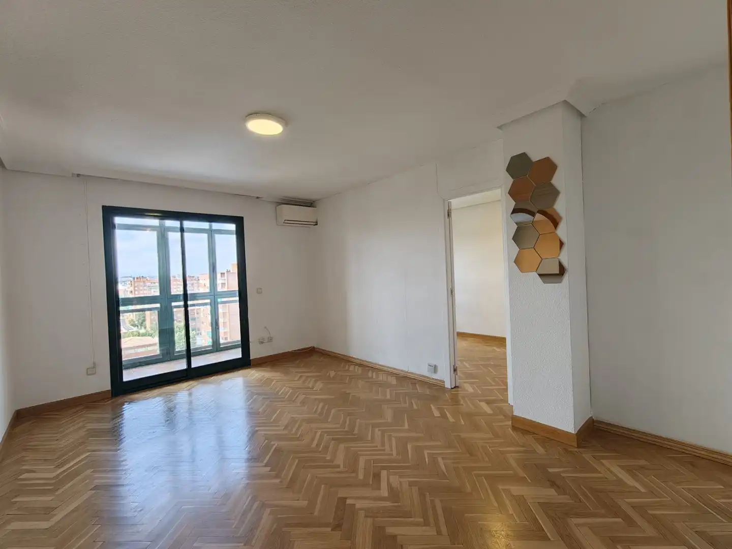 Sala d'estar de Dúplex en venda en Leganés amb Aire condicionat, Calefacció i Parquet