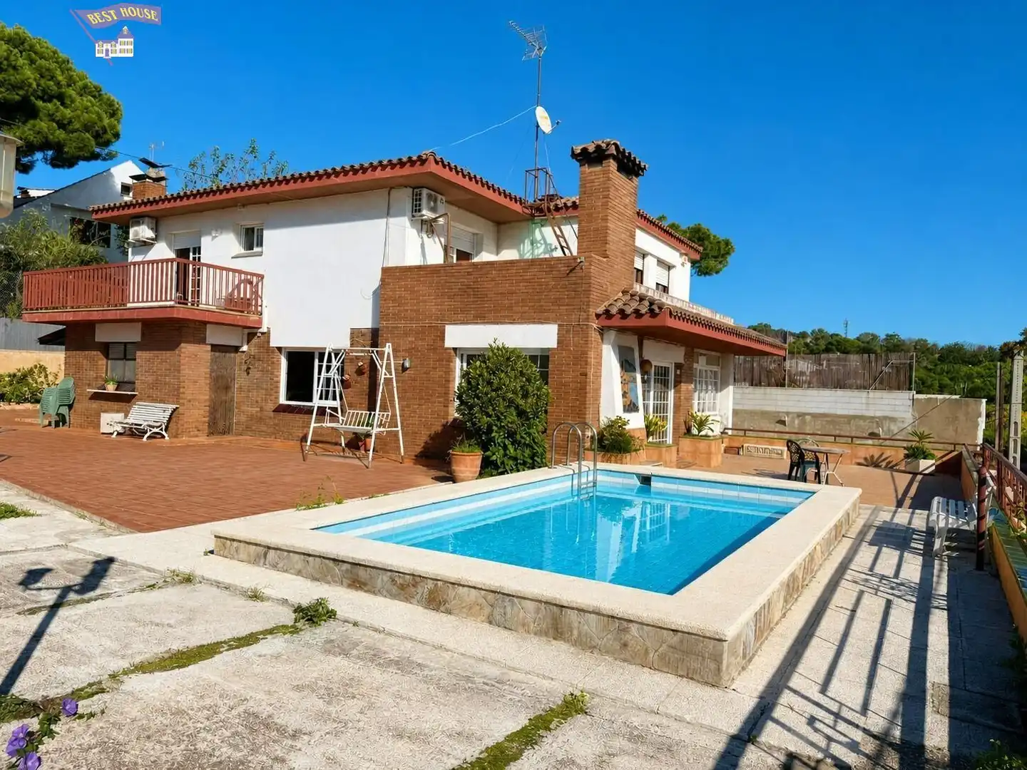 Piscina de Casa o chalet en venta en Badalona con Aire acondicionado, Calefacción y Jardín privado