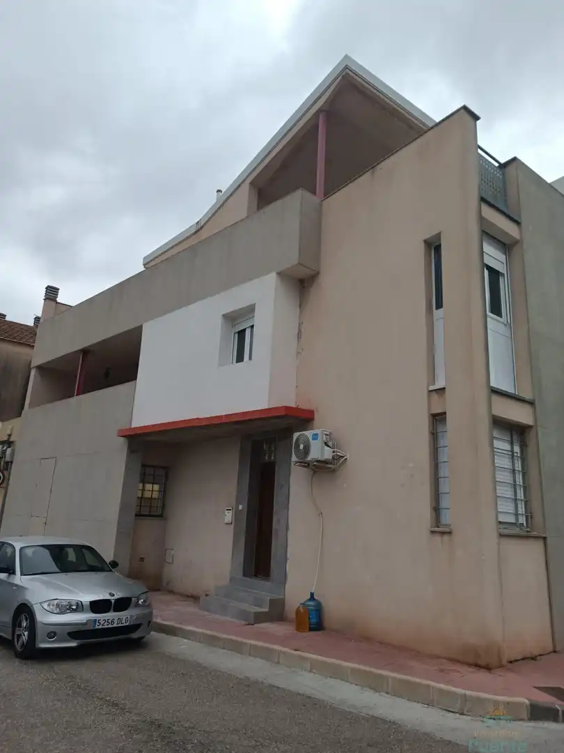 Vista exterior de Casa o chalet en venta en Totana con Terraza
