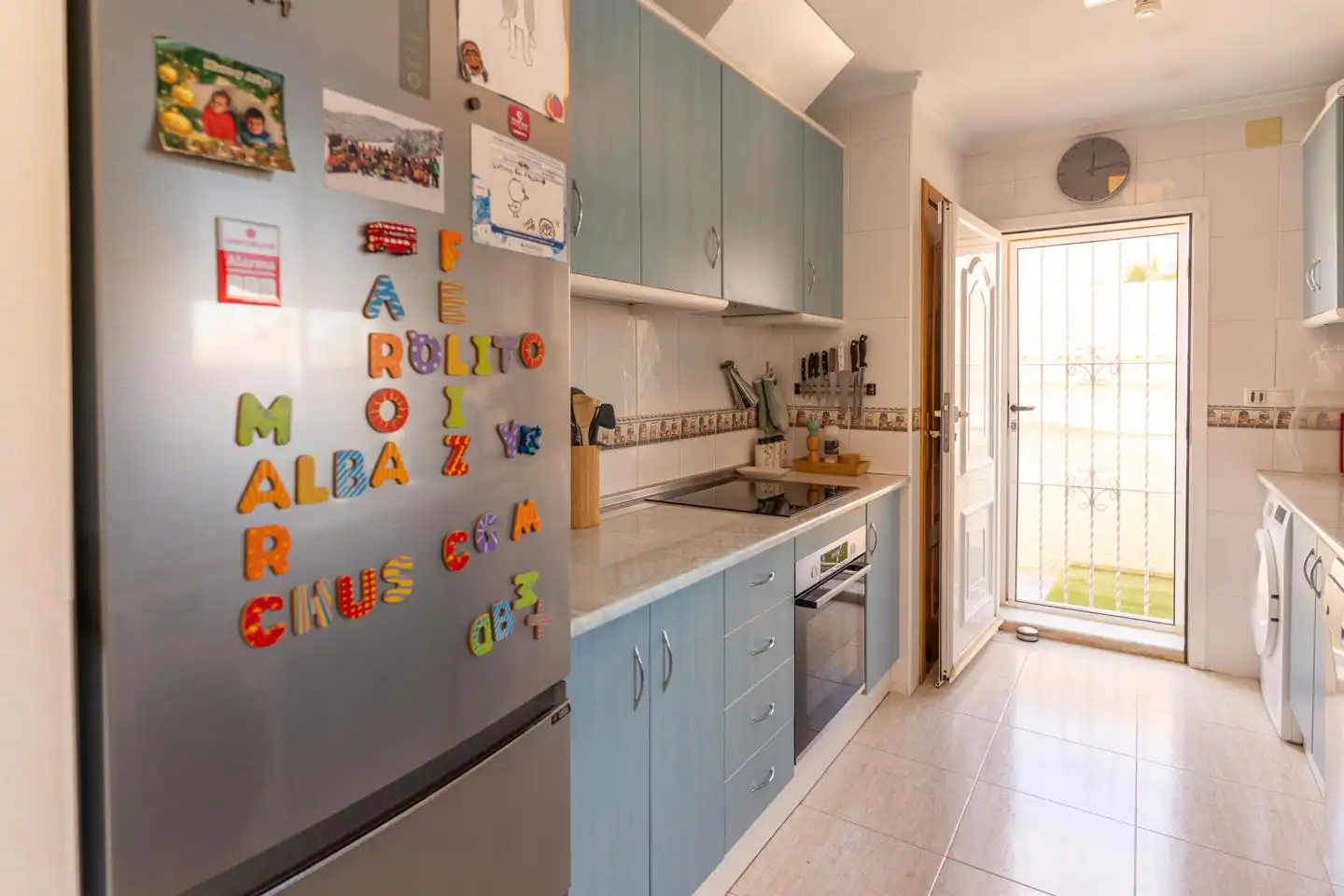 Küche von Haus oder Chalet zum Verkauf in Santa Pola mit Klimaanlage, Privatgarten und Terrasse
