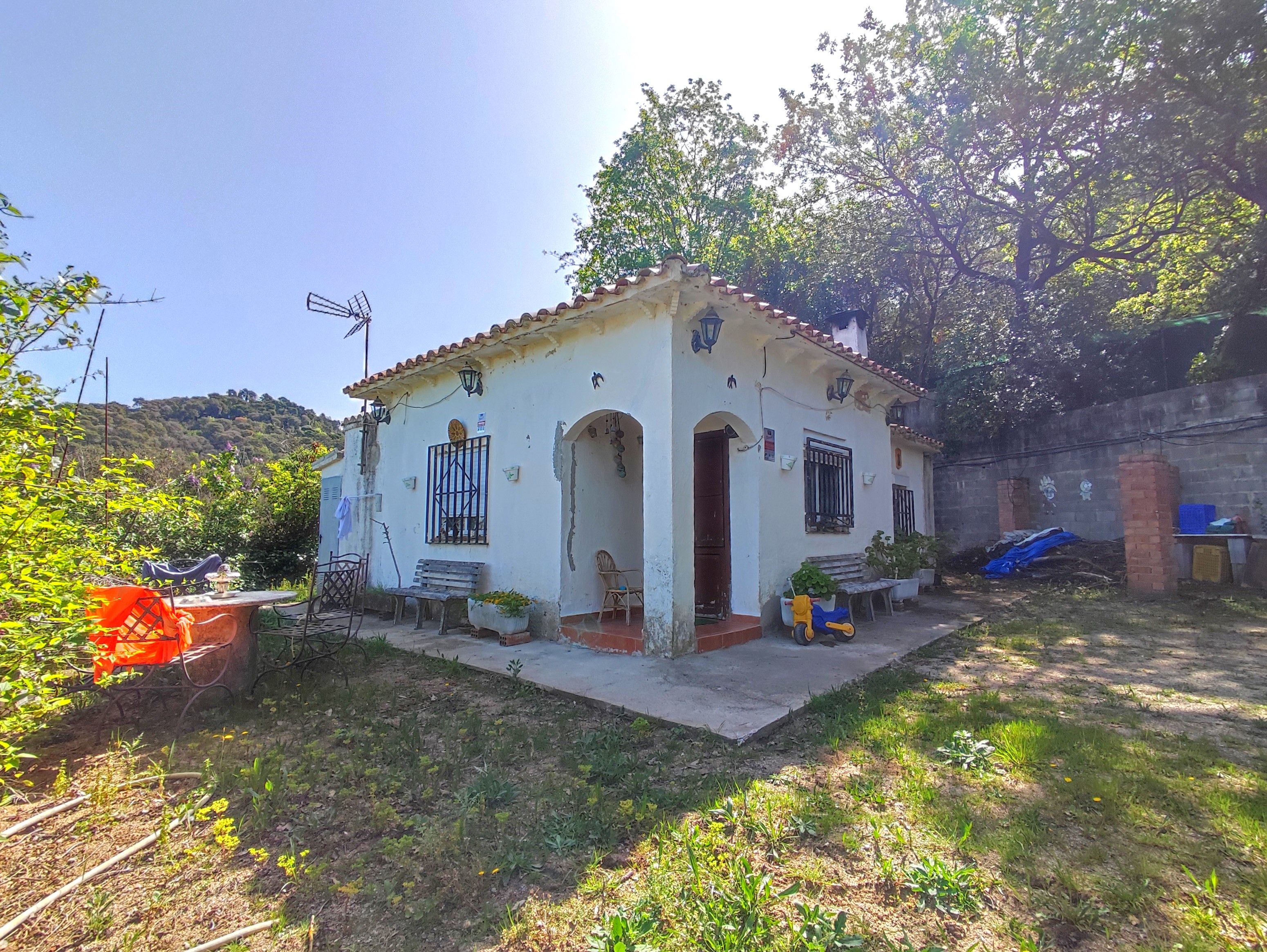 Exterior view of House or chalet for sale in Sant Fost de Campsentelles  with Private garden, Furnished and Oven