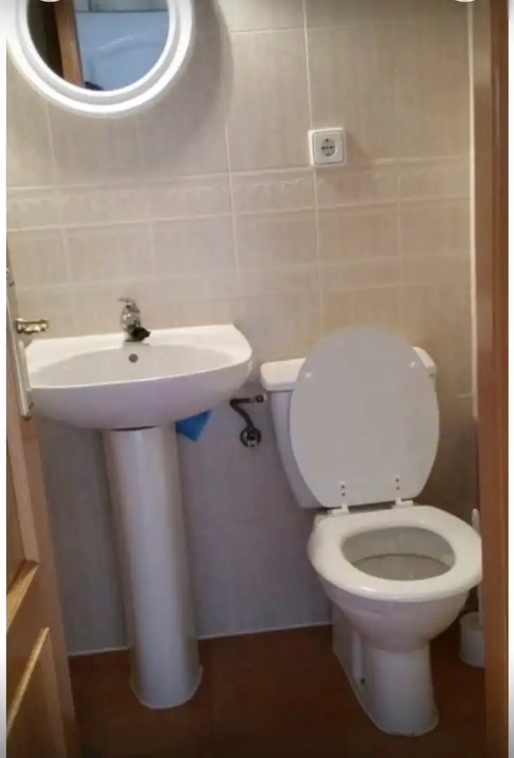 Badezimmer von Maisonette zur Miete in Salamanca mit Heizung, Terrasse und Möbliert