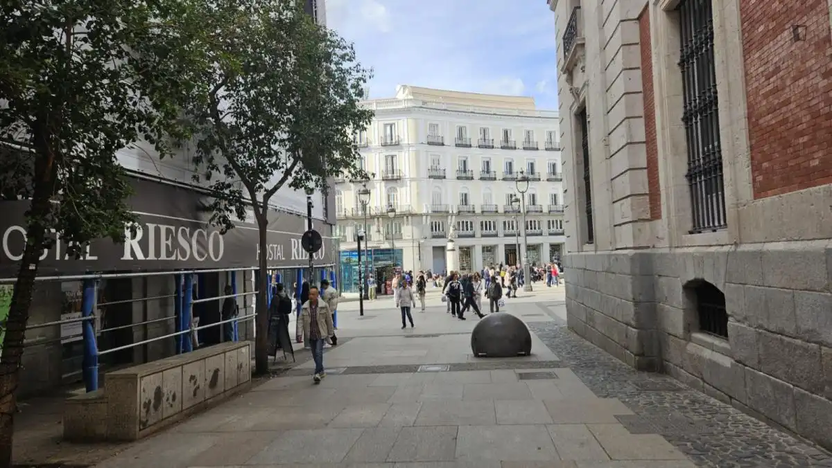 Vista exterior de Apartamento de alquiler en Madrid con Aire acondicionado, Calefacción y Amueblado