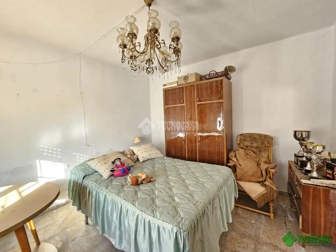 Dormitori de Casa adosada en venda en Balazote