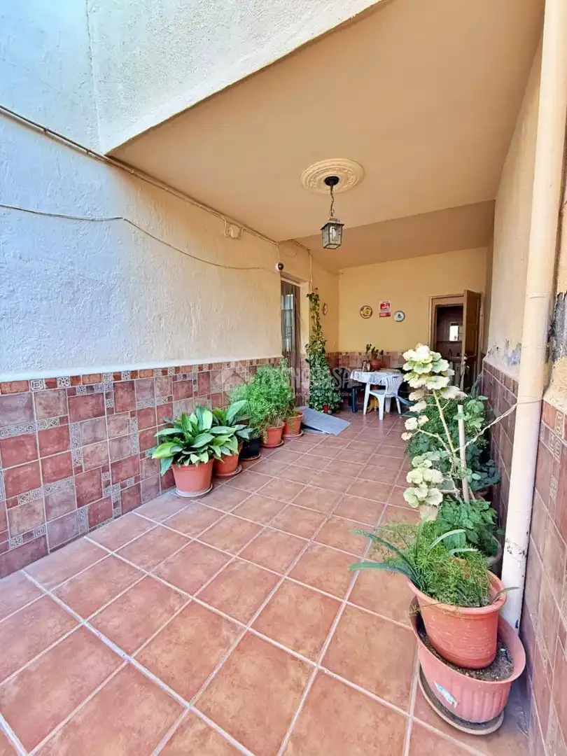 Maison jumelée à vendre à Santa María del Águila, imagen 2