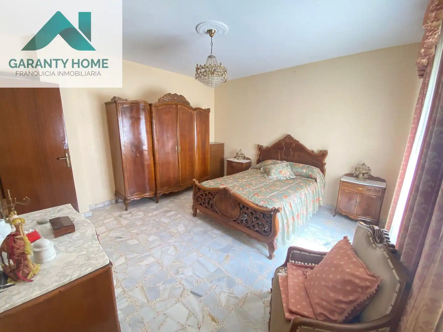 Habitación de Piso en venta en Torredonjimeno con Amueblado