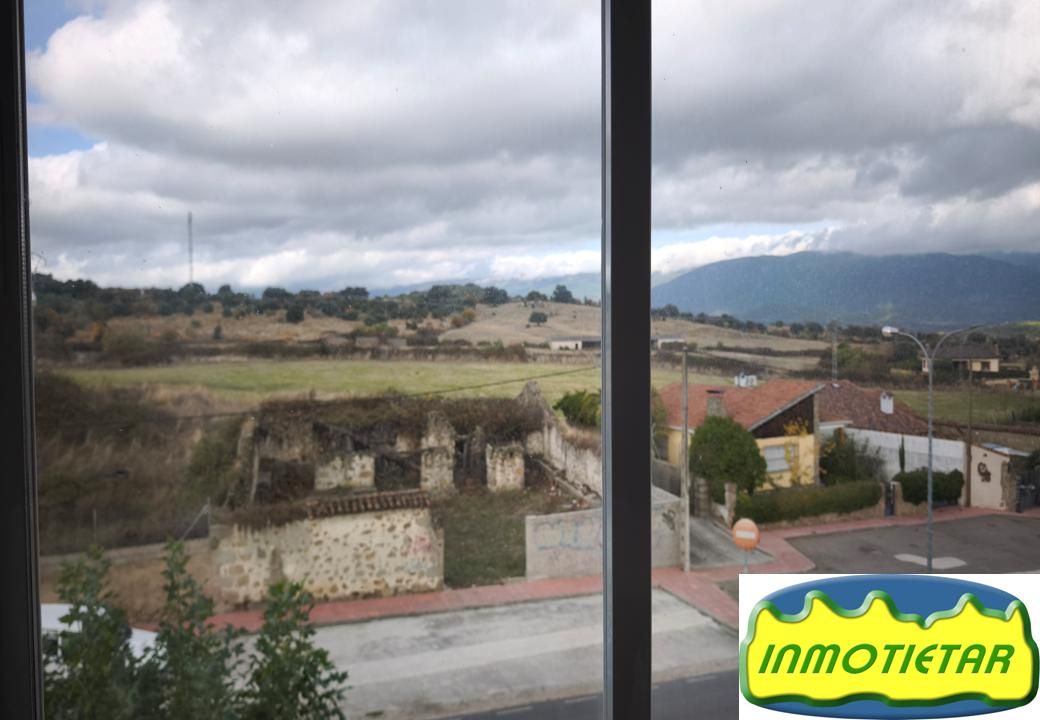 Exterior view of Flat for sale in Higuera de las Dueñas  with Air Conditioner and Terrace