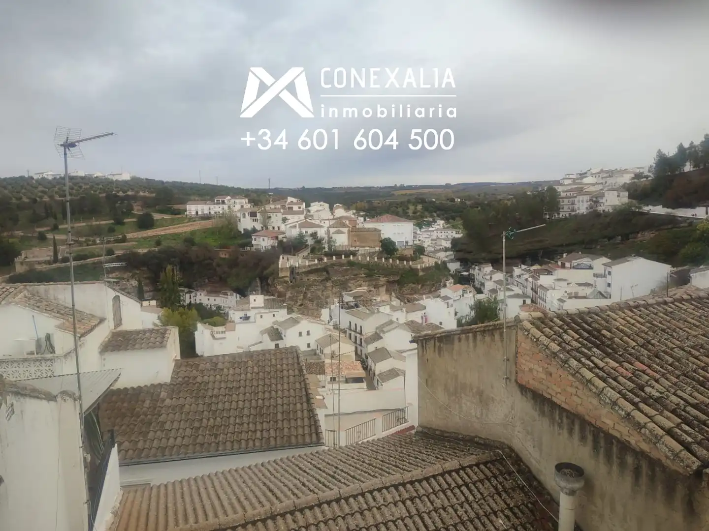 Vista exterior de Casa o chalet en venta en Setenil de las Bodegas con Terraza y Balcón