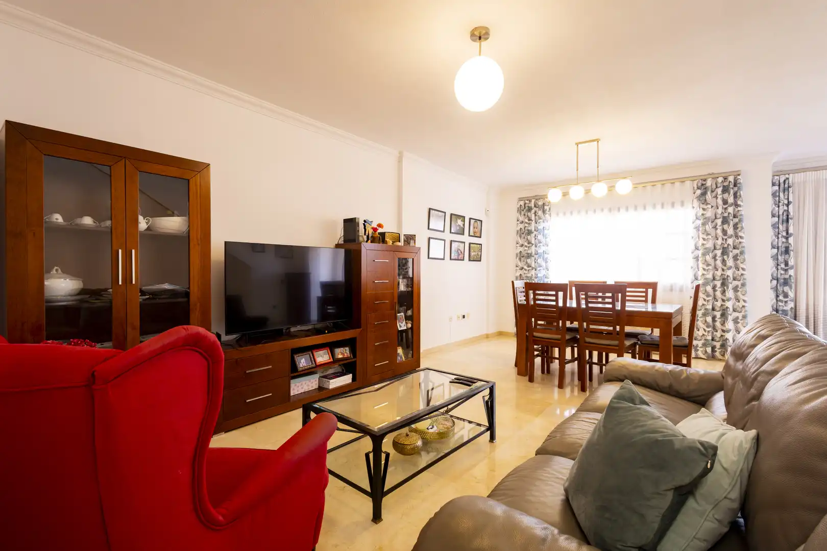 Sala de estar de Casa adosada en venta en Candelaria con Terraza, Trastero y Balcón