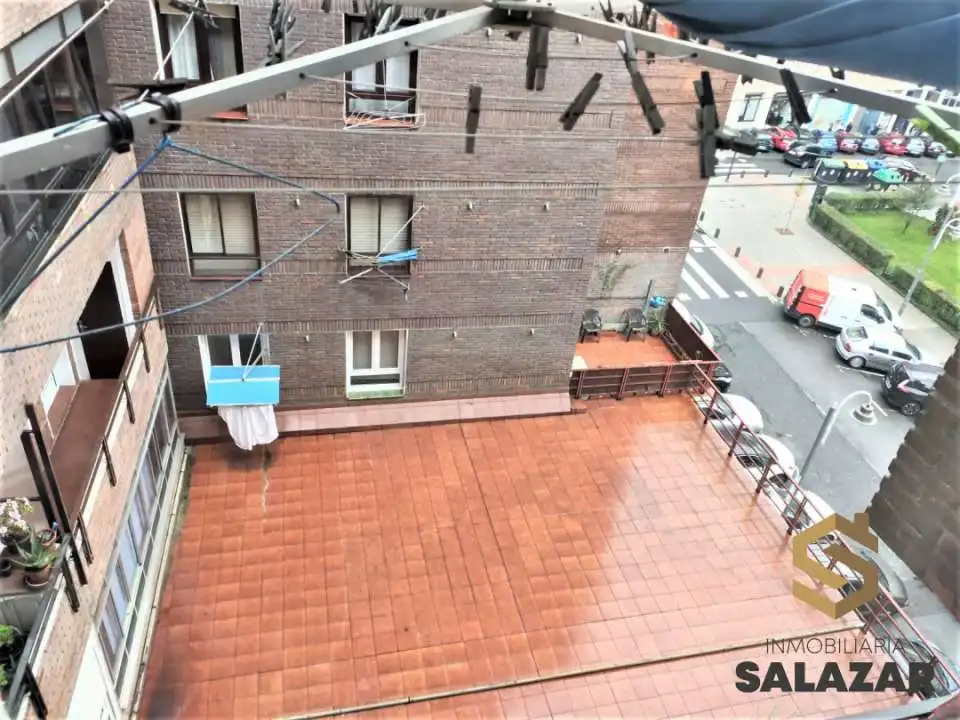 Terrassa de Pis de lloguer en Bilbao  amb Calefacció, Terrassa i Balcó