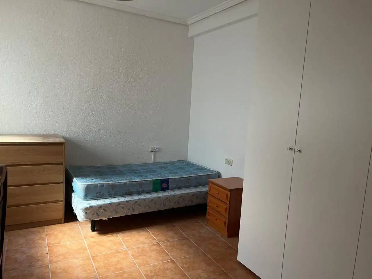 Bedroom of Flat for rent in Toledo  with Heating and Furnished