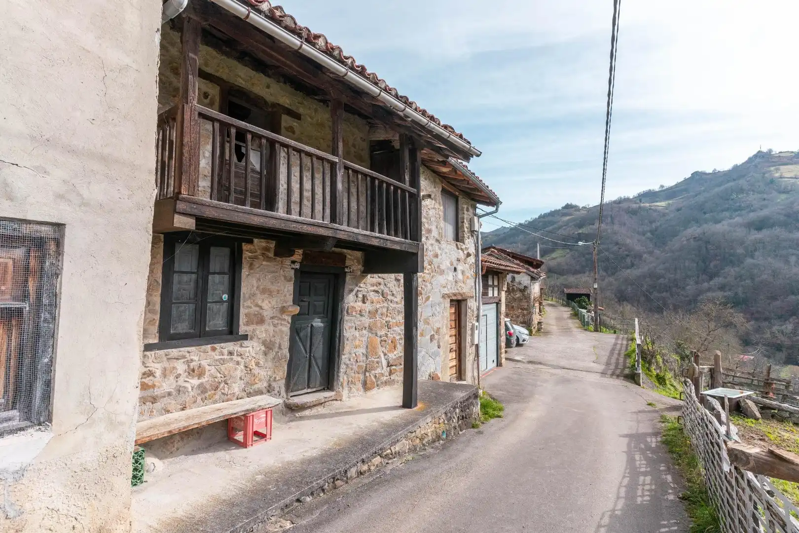 Vista exterior de Casa o xalet en venda en Laviana amb Jardí privat