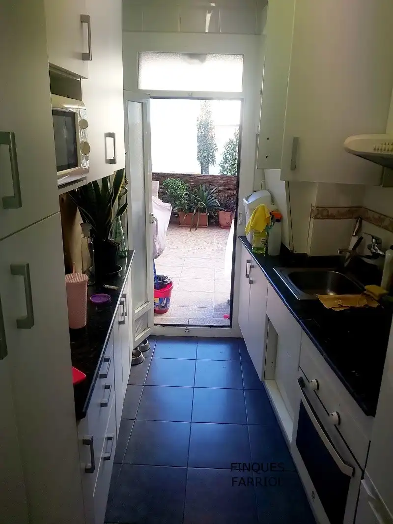 Piso con terraza en venta en Carrer dels Jurats, imagen 2
