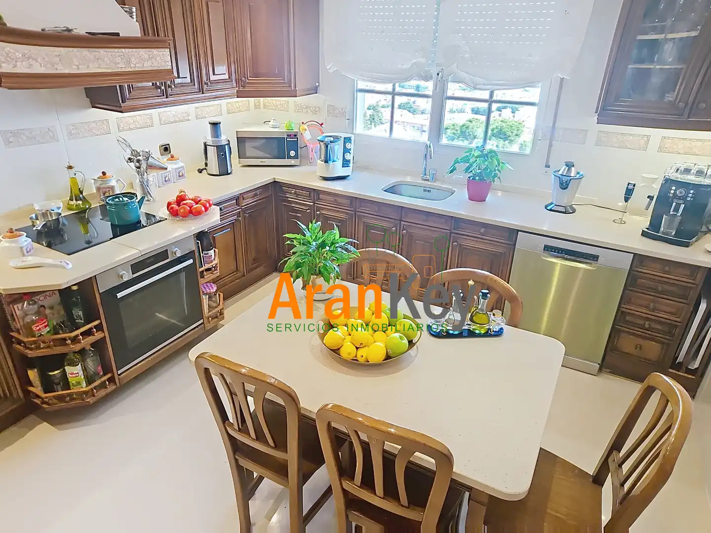 Kitchen of Houses for sale in Aranjuez  with Air Conditioner, Private garden and Terrace