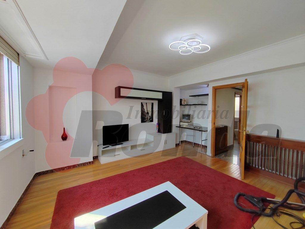 Sala d'estar de Pis en venda en Lugo Capital amb Traster i Moblat