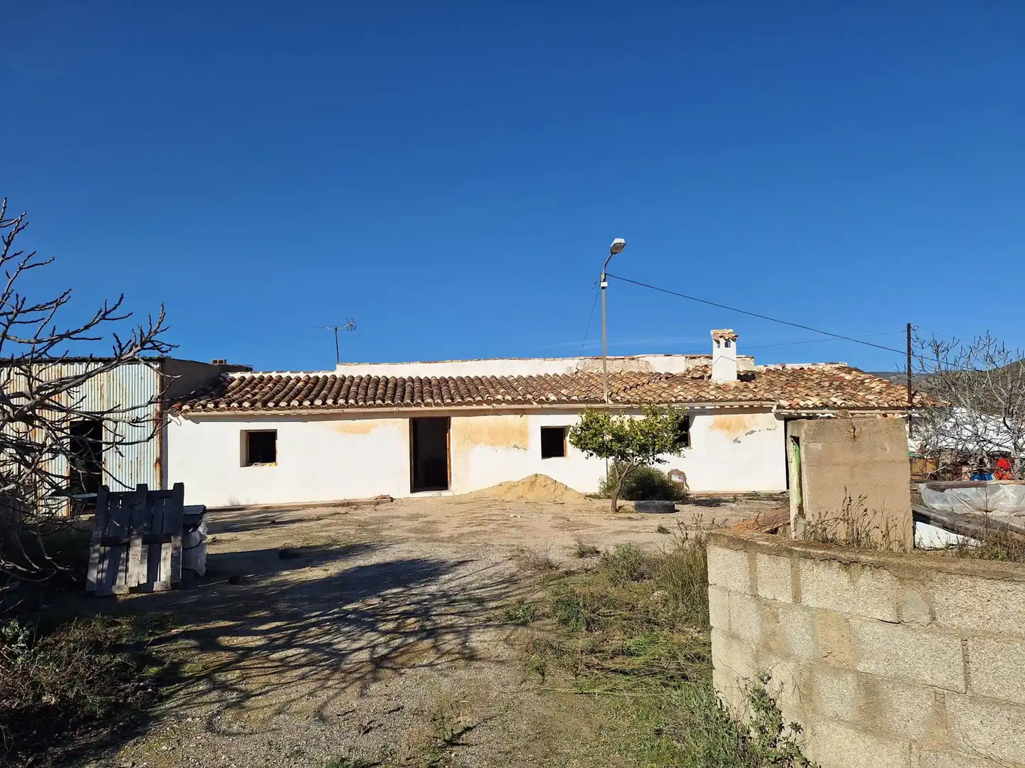 Außenansicht von Country house zum Verkauf in Sorbas mit Terrasse