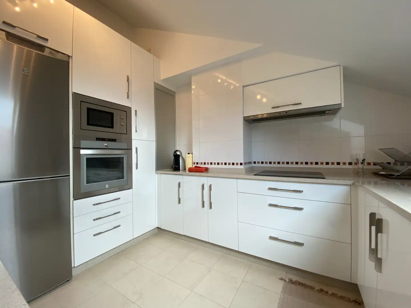 Küche von Wohnung zur Miete in Boqueixón mit Terrasse, Abstellraum und Möbliert