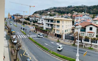 Vista exterior de Pis en venda en Donostia - San Sebastián  amb Calefacció, Parquet i Traster