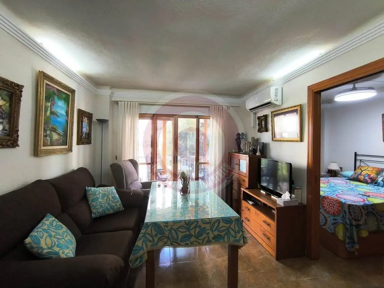 Sala d'estar de Pis en venda en Vélez-Málaga amb Aire condicionat, Terrassa i Moblat