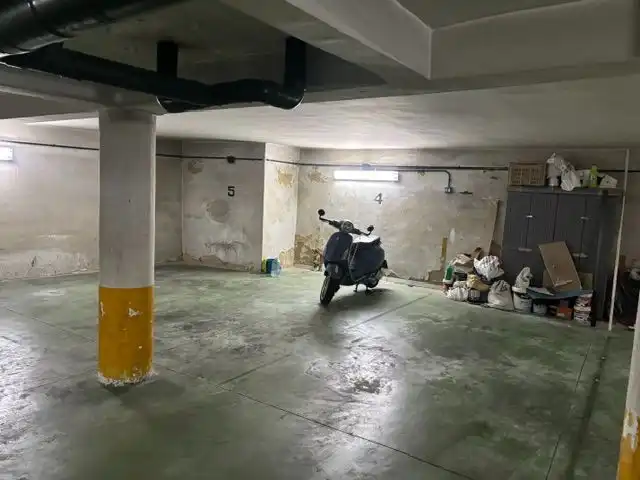 Aparcament de Garatge de lloguer en Valencia
