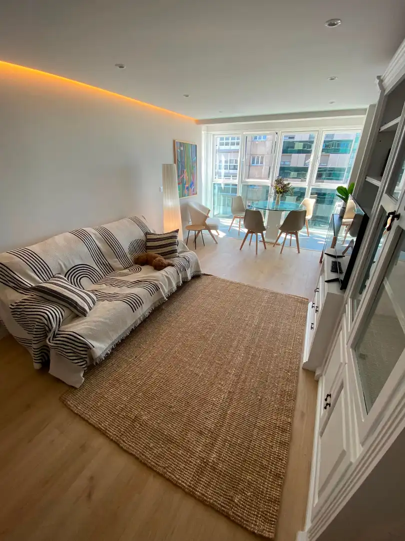 Wohnzimmer von Wohnung zur Miete in Gijón  mit Heizung, Parkett und Möbliert