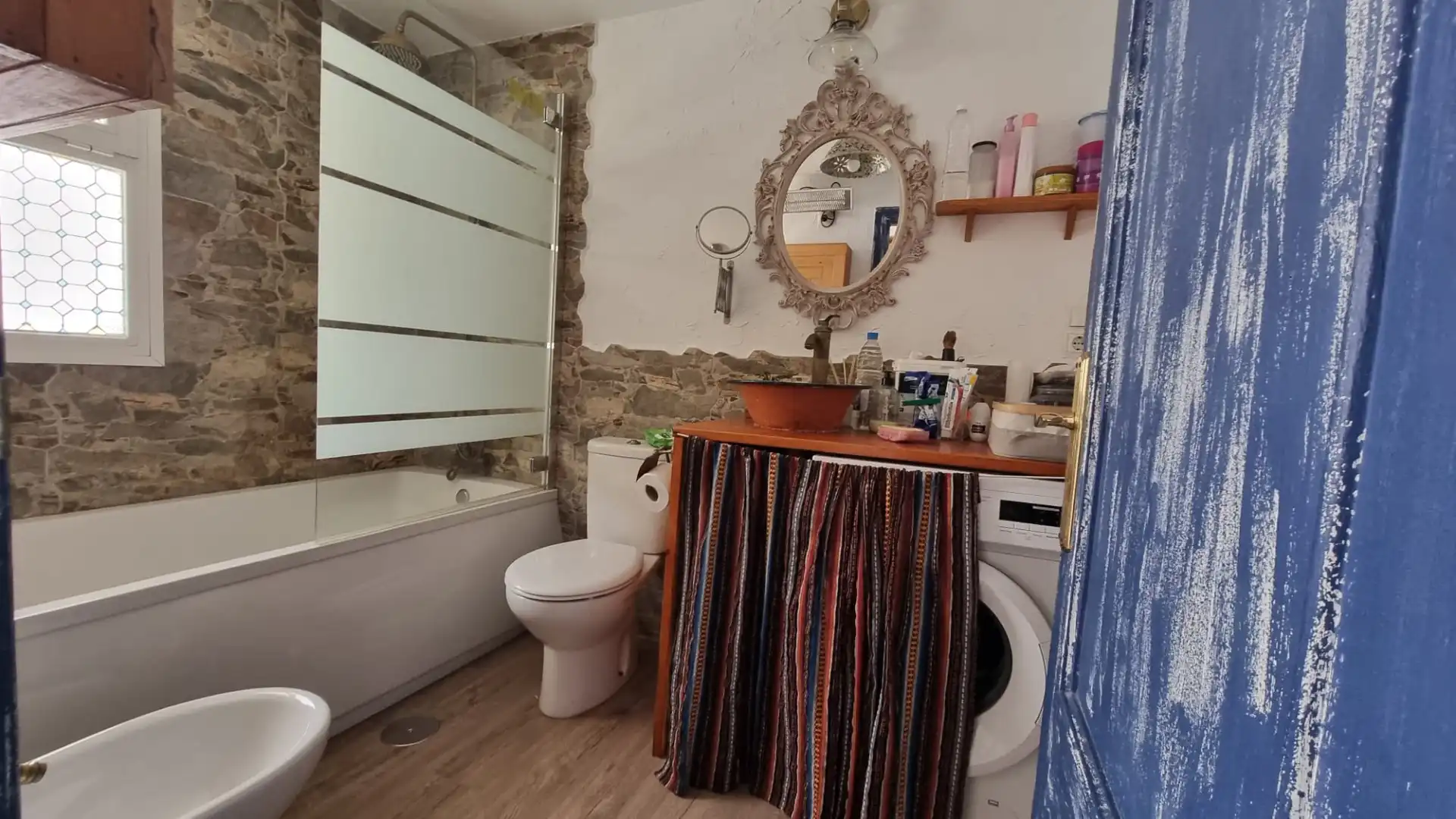 Bany de Apartament en venda en Roquetas de Mar amb Aire condicionat, Parquet i Terrassa