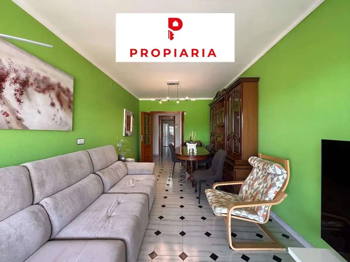 Exterior view of Flat for sale in Sant Vicenç Dels Horts  with Air Conditioner, Heating and Terrace