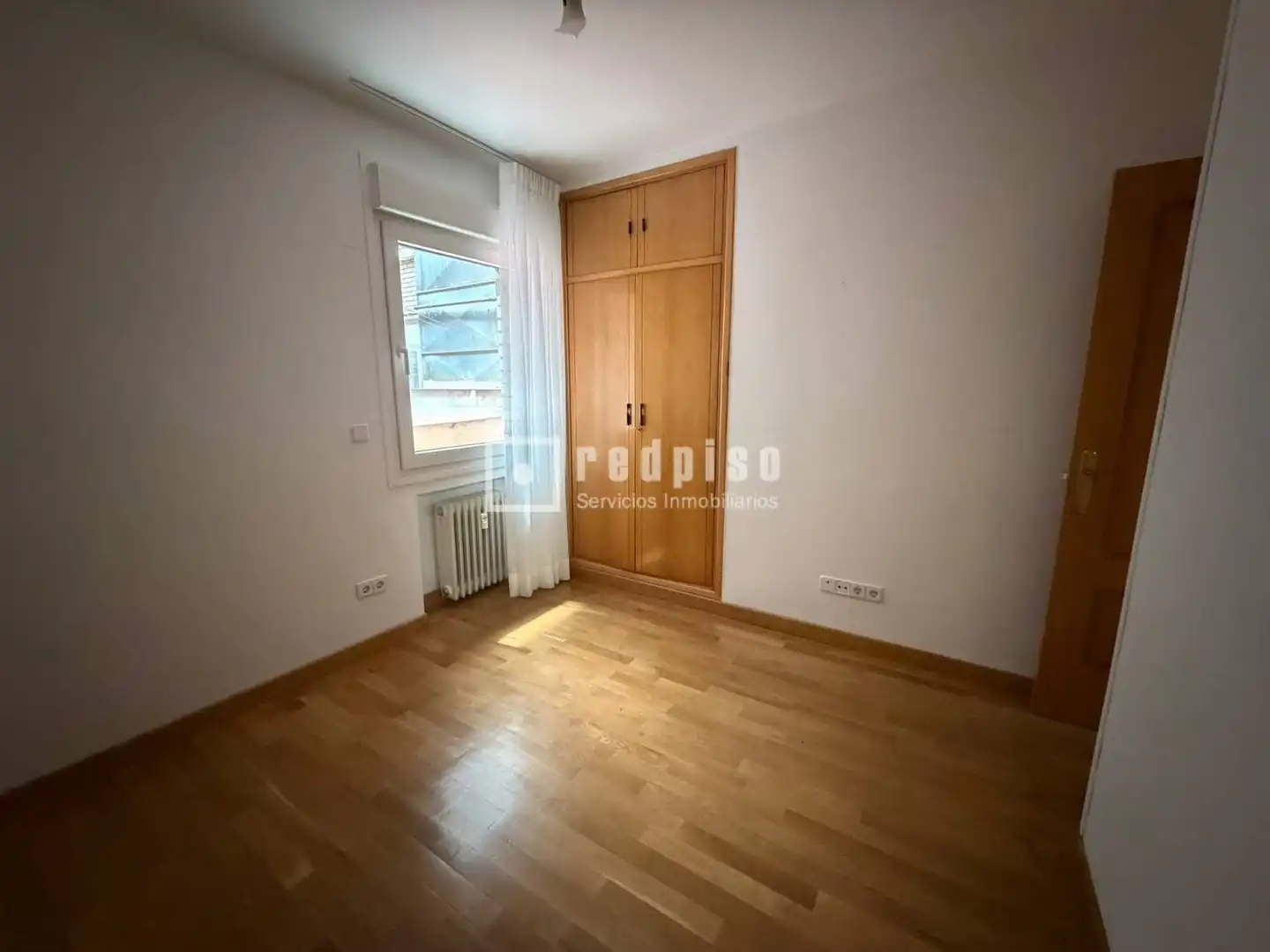 Bedroom of Flat for rent in Madrid  with Air Conditioner, Parquet flooring and Terrace