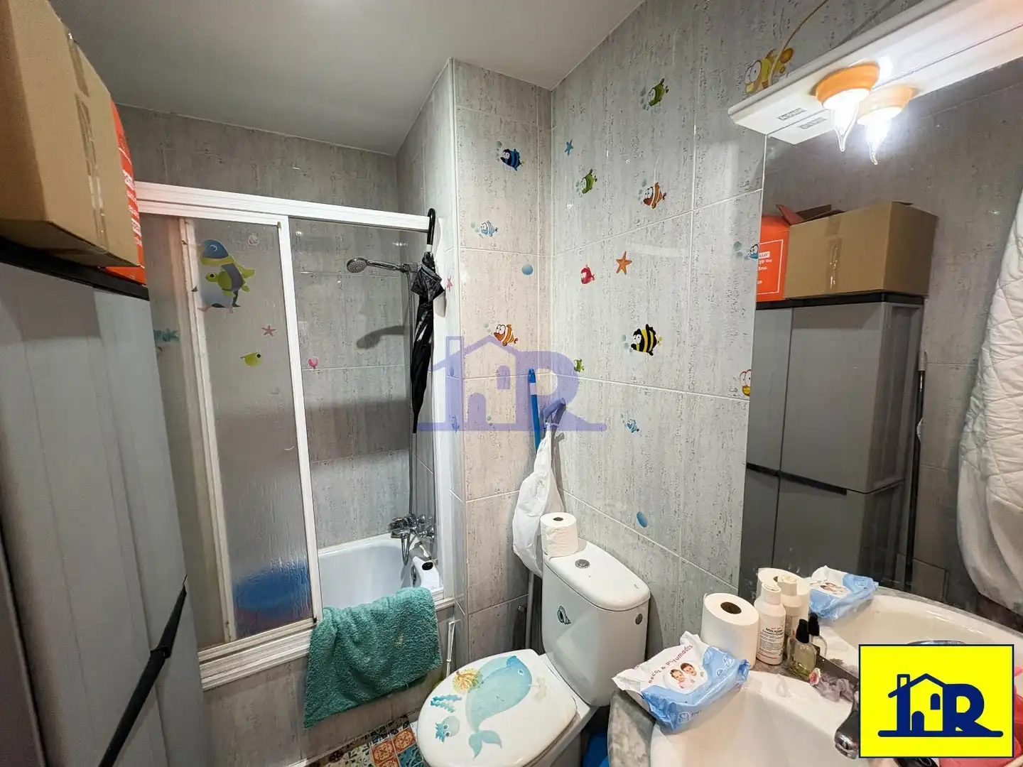Baño de Piso en venta en Cuenca con Calefacción, Terraza y Trastero