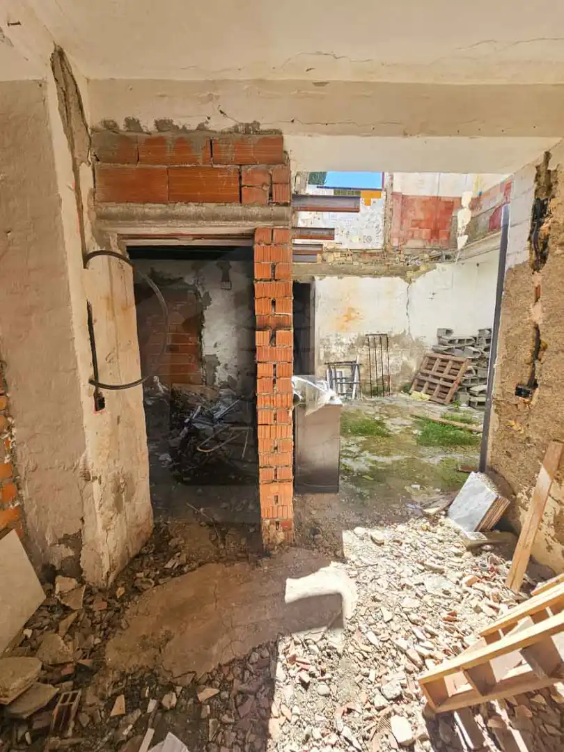 Einfamilien-Reihenhaus zum Verkauf in Pizarra mit Terrasse und Abstellraum