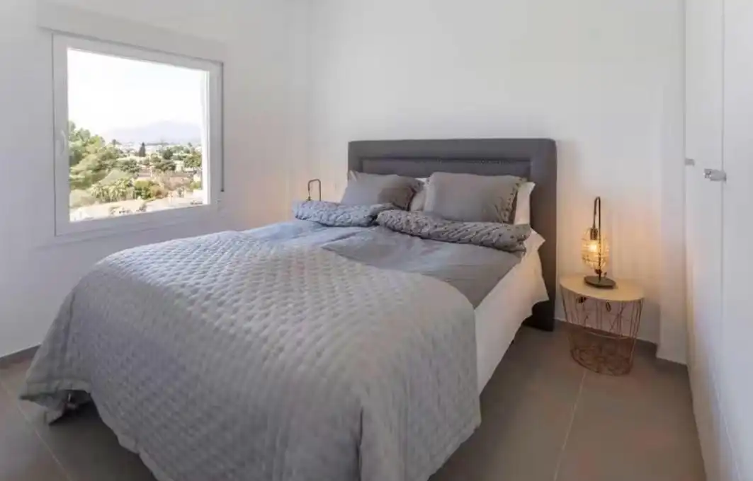 Bedroom of Apartments for rent in Marbella  with Air Conditioner, Furnished and TV