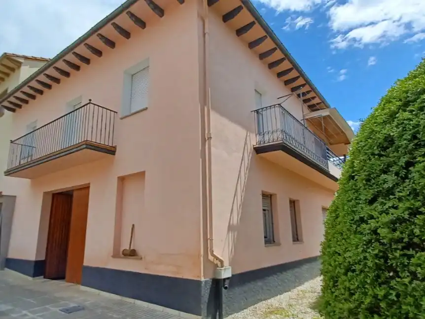 Casa a schiera con giardino in vendita a Avda. St. Jordi 226, imagen 2