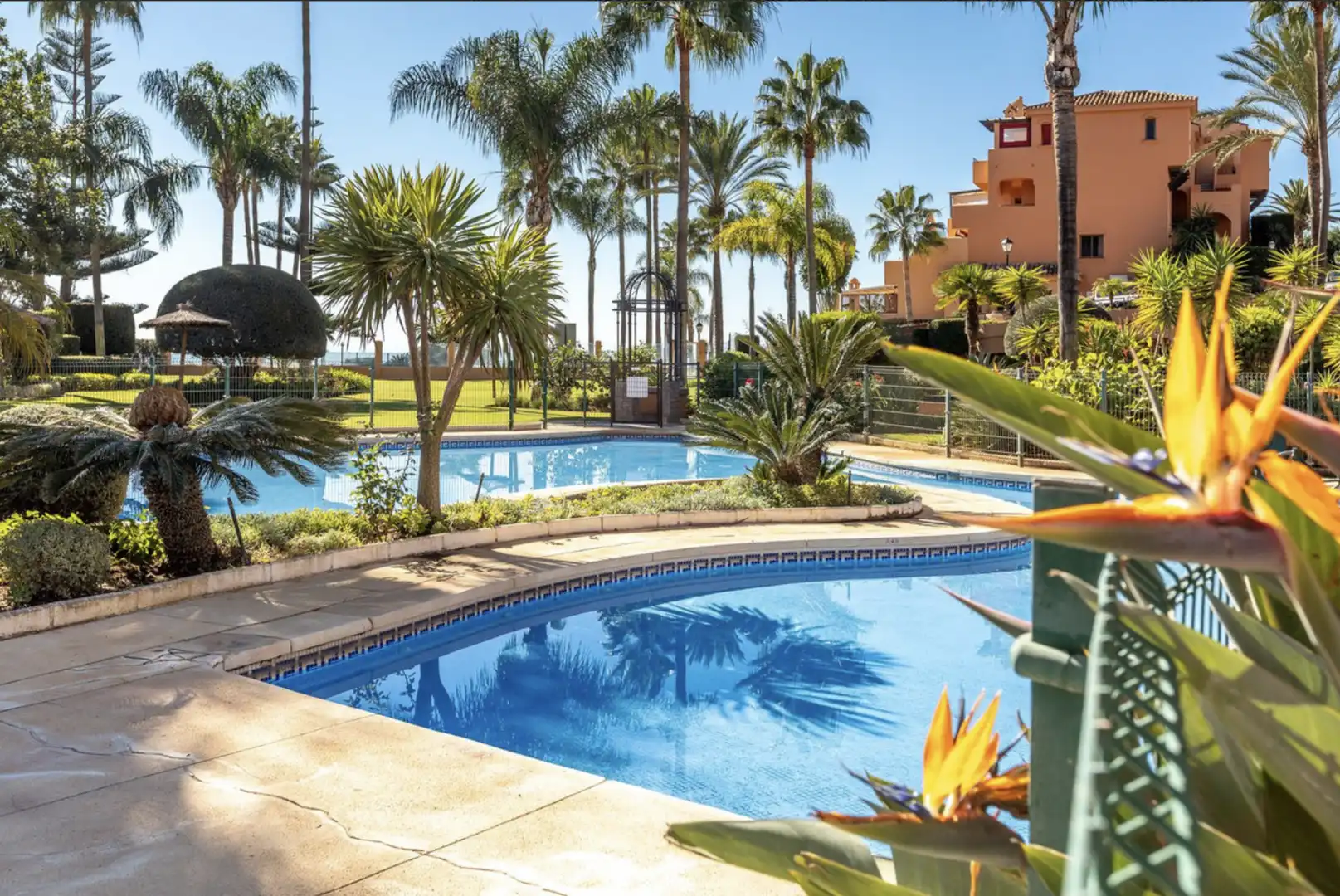 Apartament amb piscina en venda a Estepona Pueblo, imagen 3