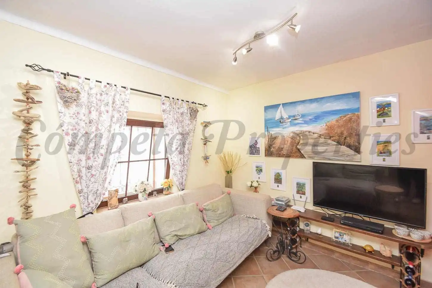 Living room of Houses for sale in Torrox  with Terrace, Storage room and Balcony