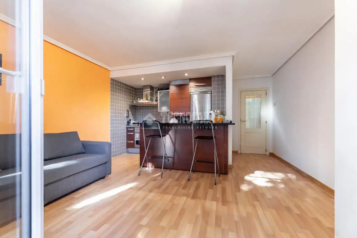 Vista exterior de Piso en venta en Las Rozas de Madrid con Calefacción y Terraza