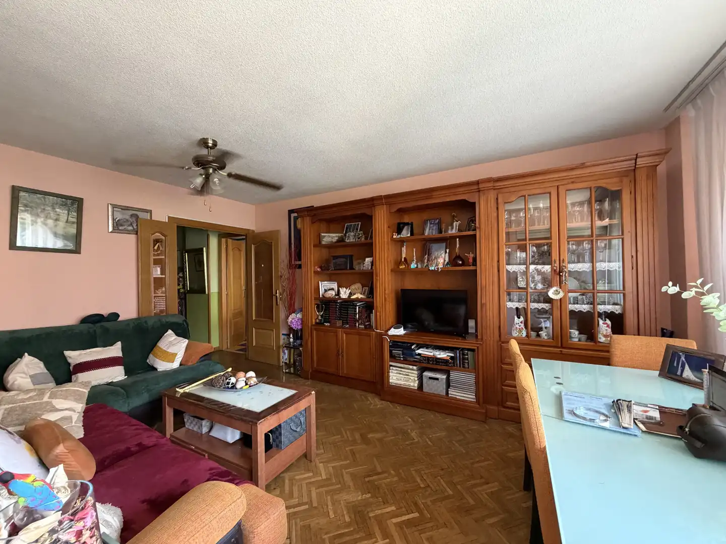 Sala d'estar de Pis en venda en Tres Cantos amb Calefacció, Parquet i Terrassa