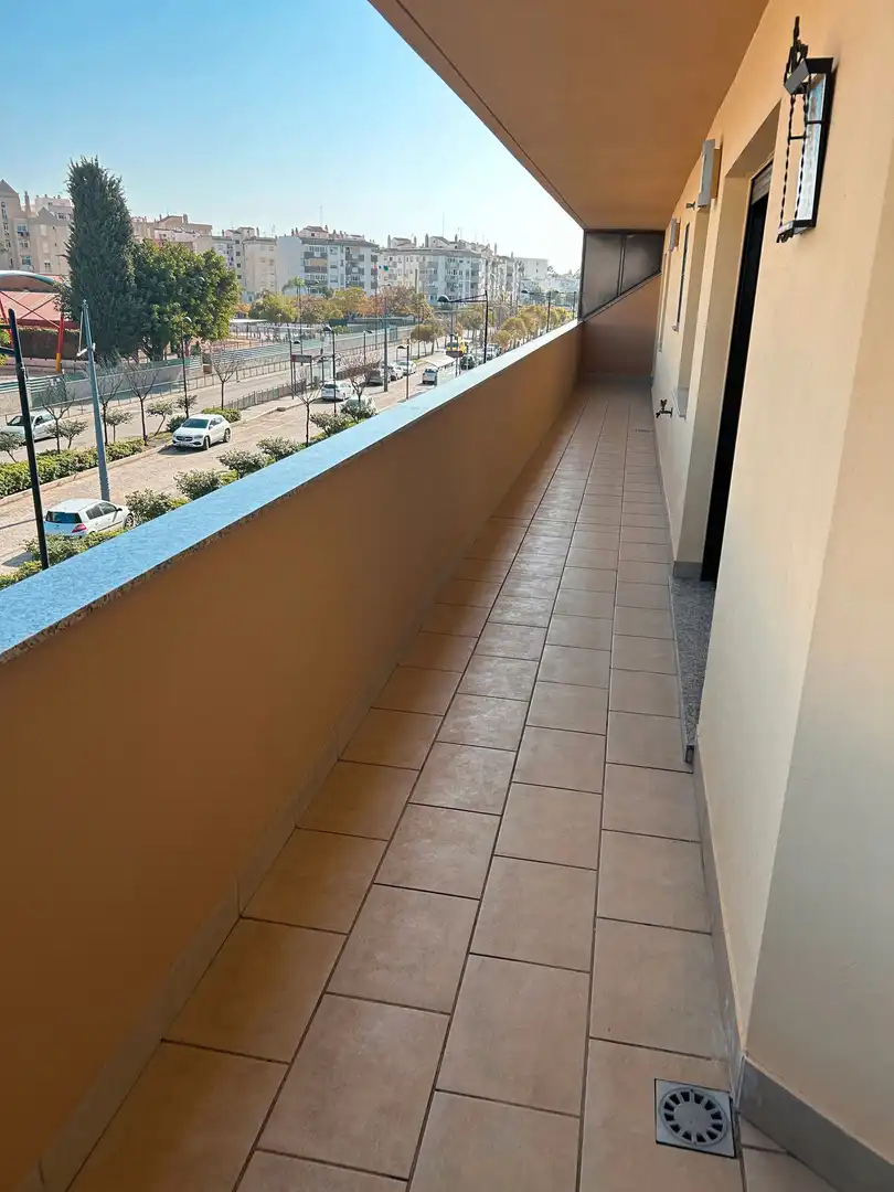 Pis en venda a Avenida de las Naciones, Camino Viejo de Málaga