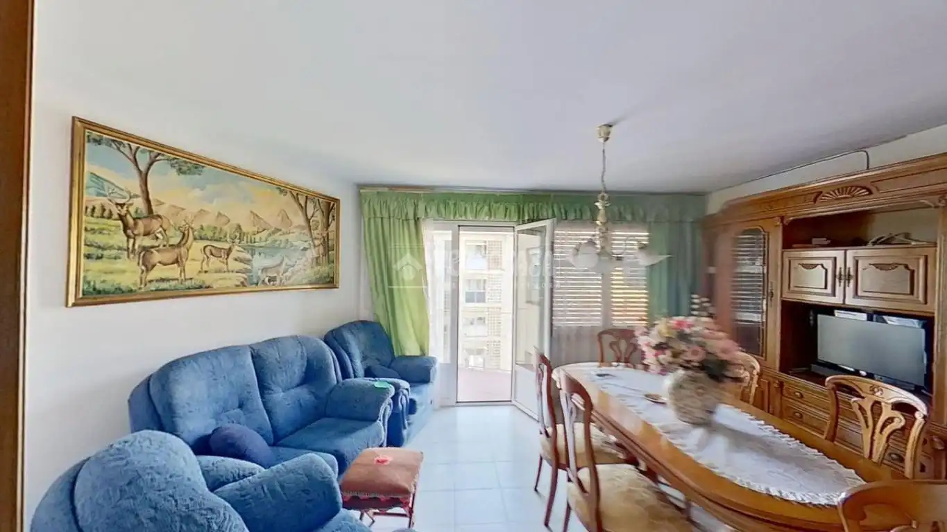 Sala de estar de Piso en venta en Olesa de Montserrat con Amueblado