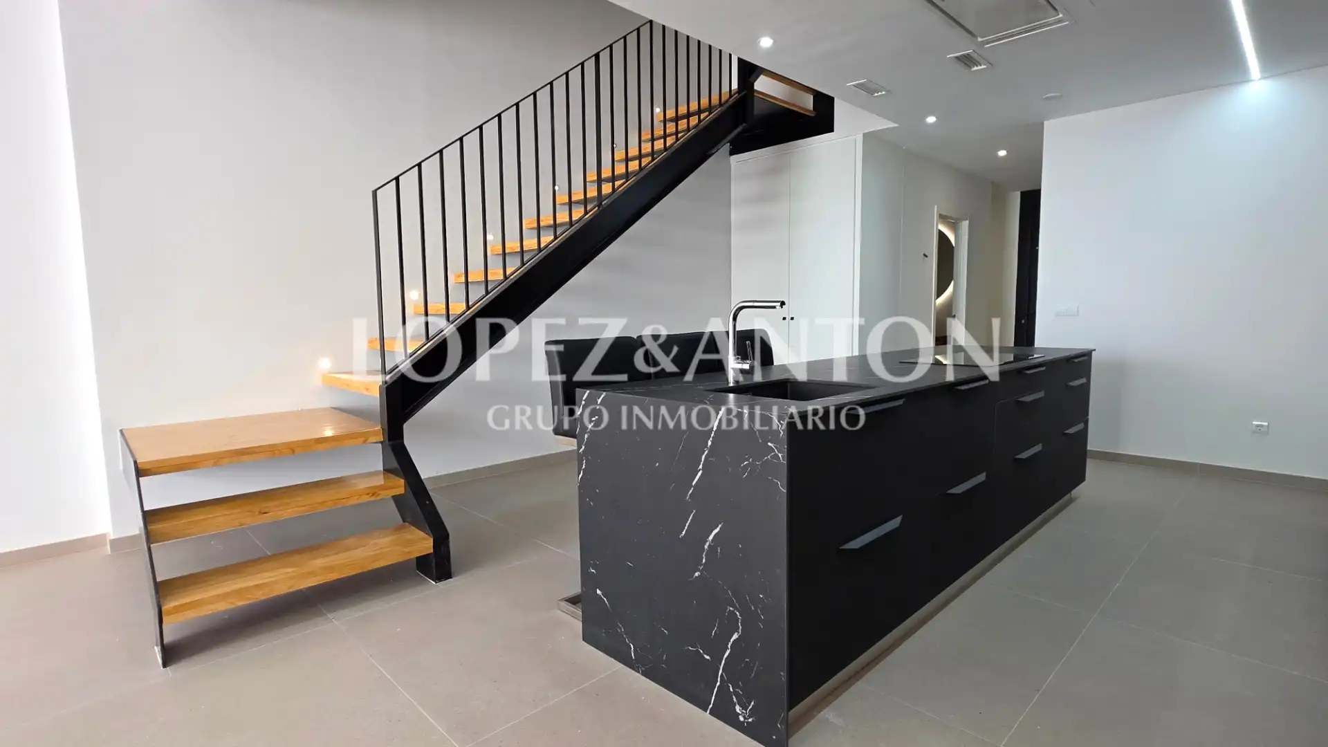 Cocina de Casa adosada en venta en Benaguasil con Aire acondicionado, Calefacción y Terraza