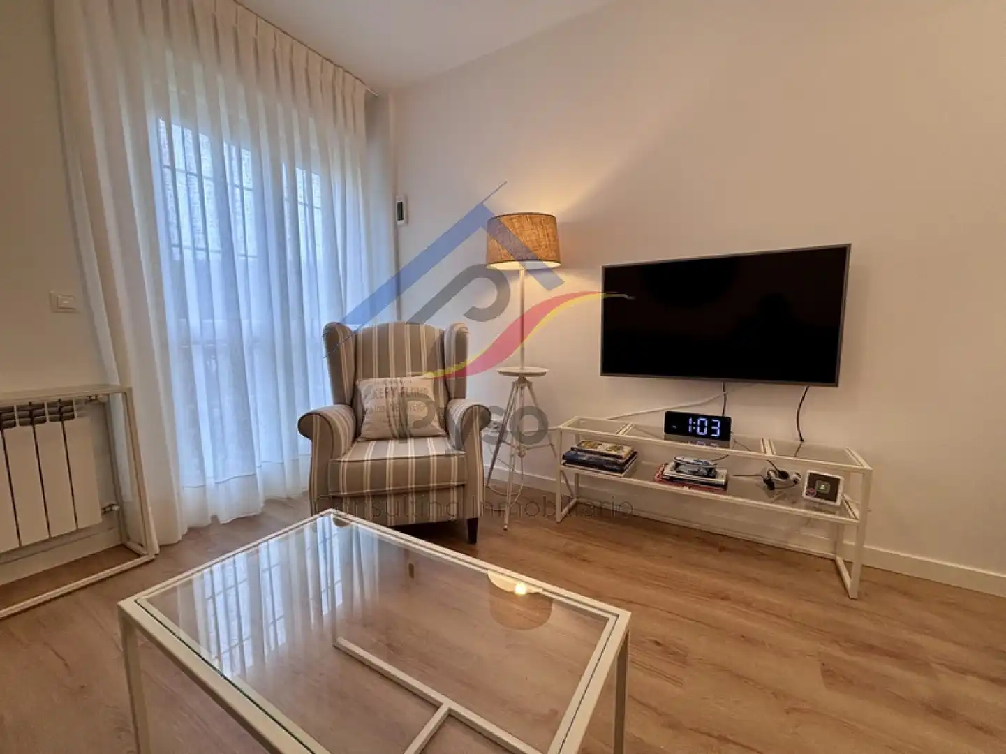 Sala d'estar de Pis de lloguer en Santander amb Calefacció, Jardí privat i Parquet