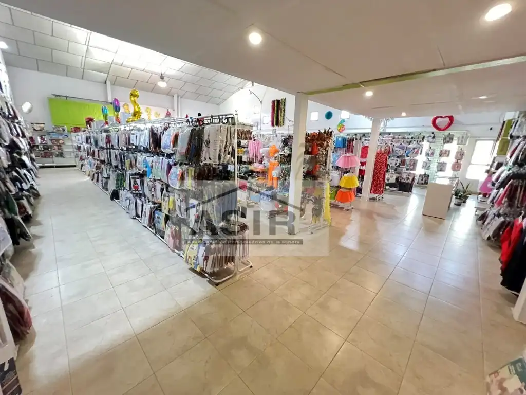 Nave industrial en venta en Alzira