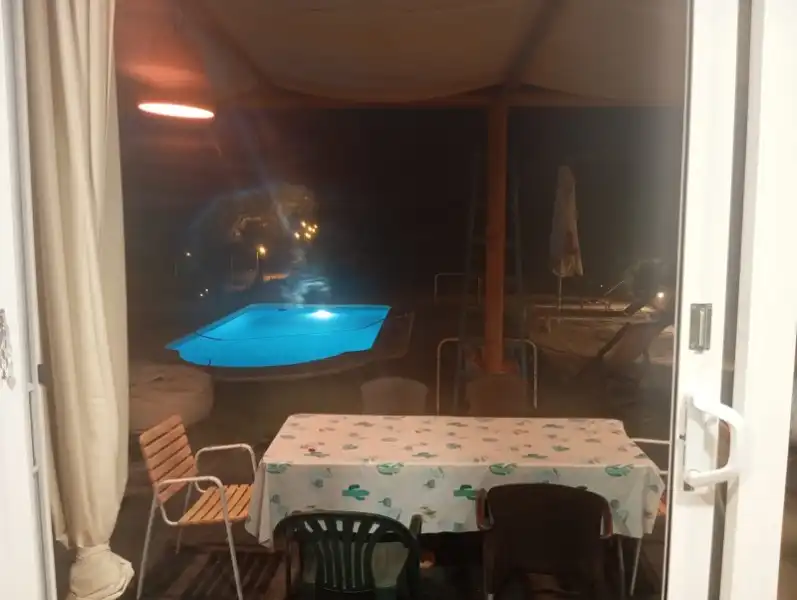 Piscina de Finca rústica de alquiler en Lucena con Aire acondicionado, Lavadora y Microondas